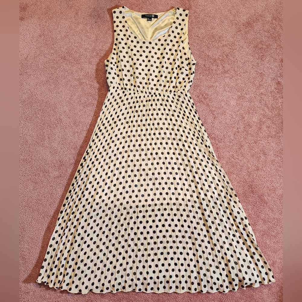 NWOT Polka Dot Sleeveless Dress size S/P